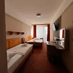 海神公园酒店 巴拉顿诺尔马迪