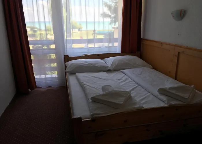 Hotel Nereus Park Balatonalmadi